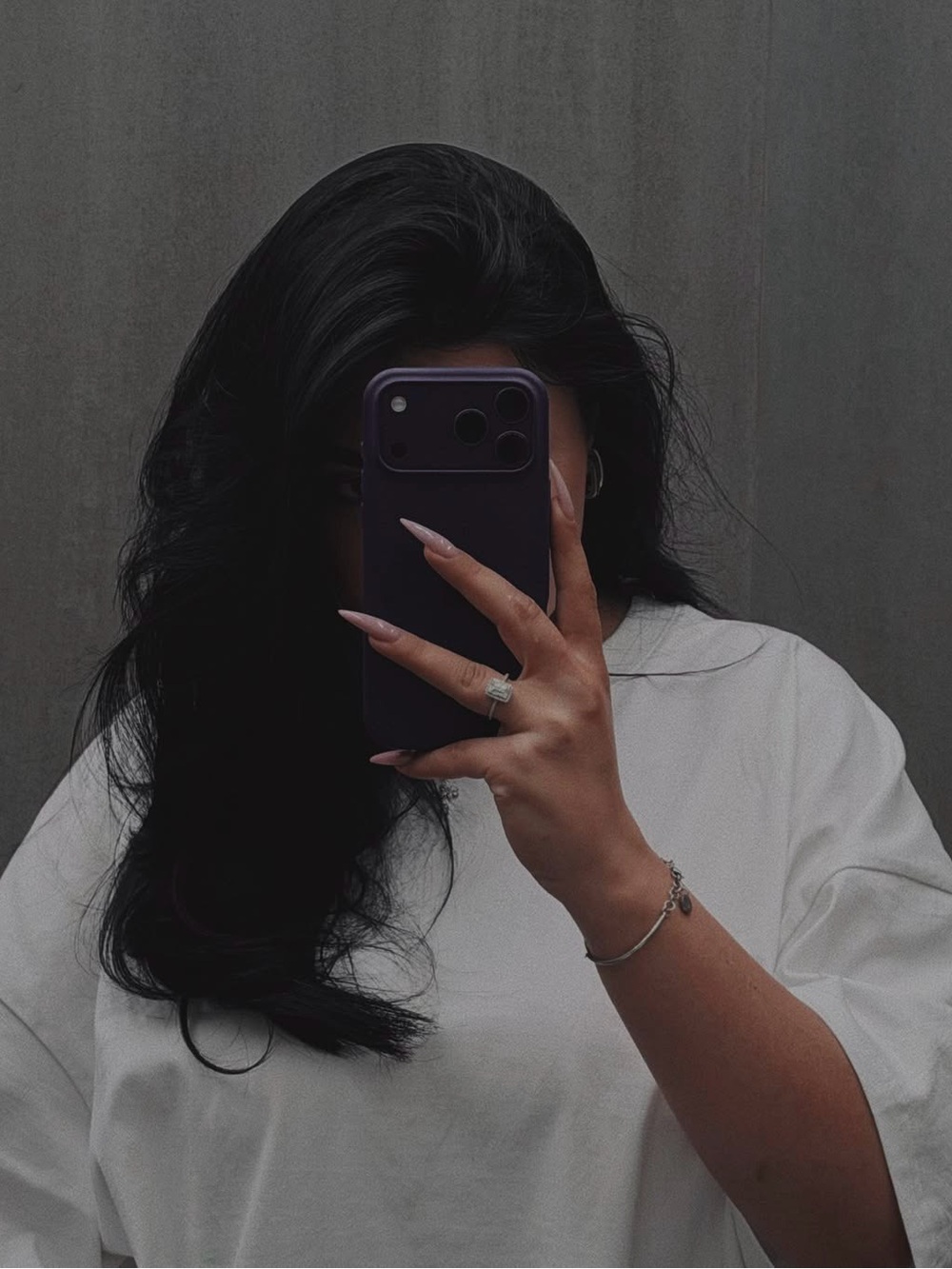 hi. - Picture 1 of 1
